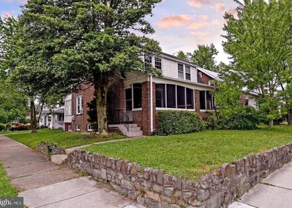 600 23rd Street S - Photo 1