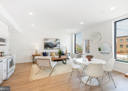 1141 N Front Street - Photo 1