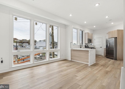 136 E Cumberland Street - Photo 1