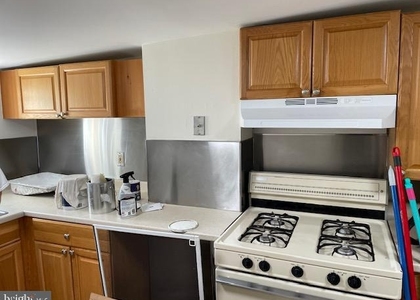 1817 E Passyunk Avenue - Photo 1