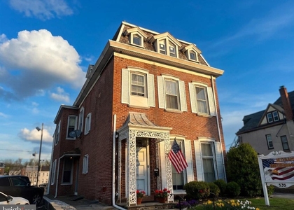 535 E High Street - Photo 1