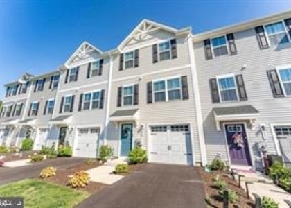 235 Hamilton Lane - Photo 1