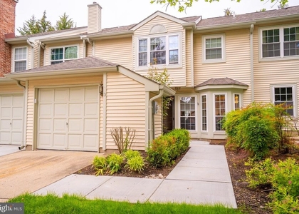 3 Towpath Court - Photo 1