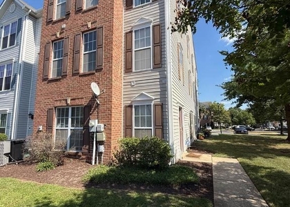 3801 Elmcrest Lane - Photo 1