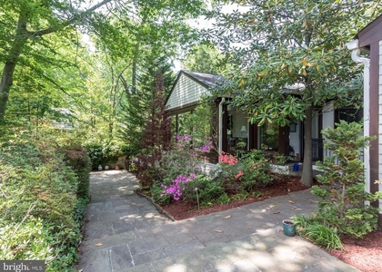 5628 Knollwood Road - Photo 1