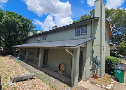 1320 Southport Dr - Photo 1