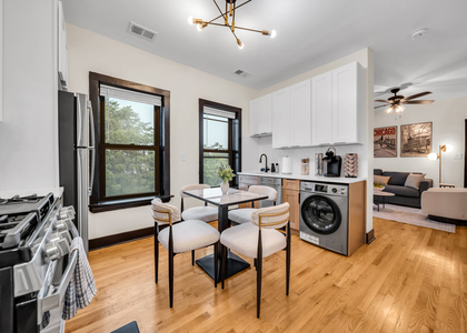 1481 W Erie Street - Photo 1