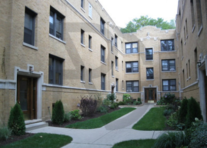2651 N Spaulding Avenue - Photo 1