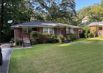 213 Buchanan Terrace - Photo 1