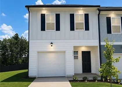 3370 Highbury Way - Photo 1