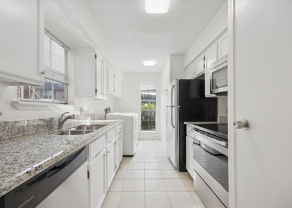 2120 El Paseo Street - Photo 1