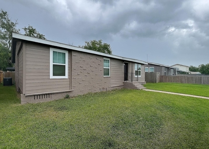 3 Becca Court - Photo 1