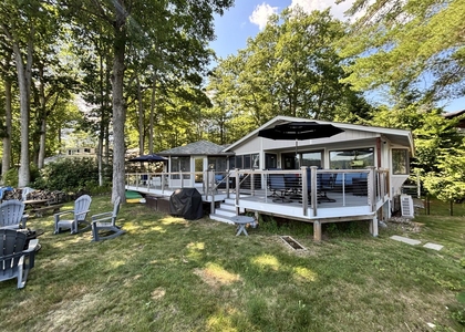 60 Water - Photo 1