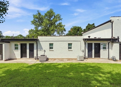 1919 20th Street - Photo 1