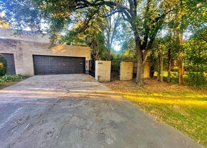4560 Bellaire Boulevard - Photo 1