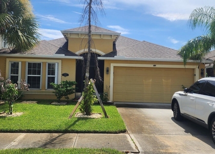 1817 Elkins Point Drive - Photo 1