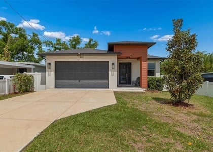1901 W Cluster Avenue - Photo 1