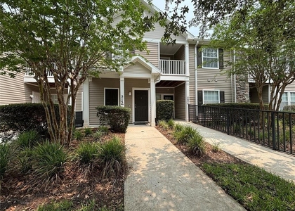575 Oakleaf Plantation Parkway - Photo 1