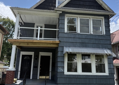 1008 Fisk Street - Photo 1