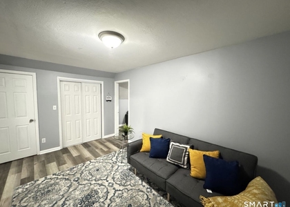 21 Pond Lily Avenue - Photo 1