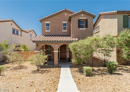 8611 Splendid Leaf Court - Photo 1