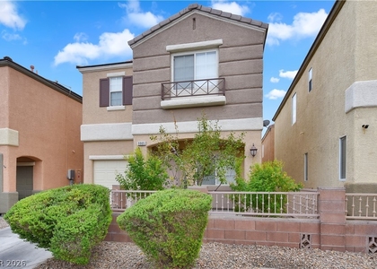 9905 Mustang Creek Way - Photo 1