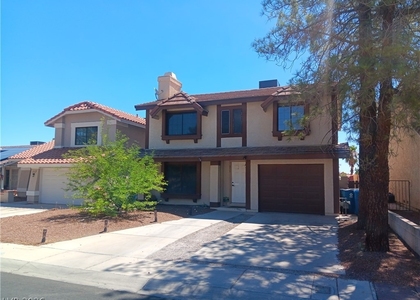 121 Logansberry Lane - Photo 1