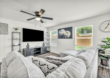 630 Harmony Rock Avenue - Photo 1