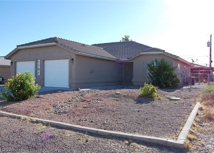 1791 Sycamore Avenue - Photo 1
