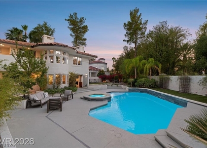 2233 Versailles Court - Photo 1