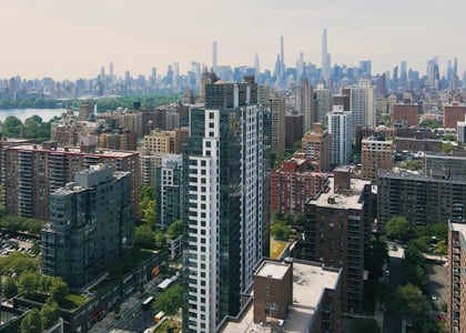 808 Columbus Ave - Photo 1
