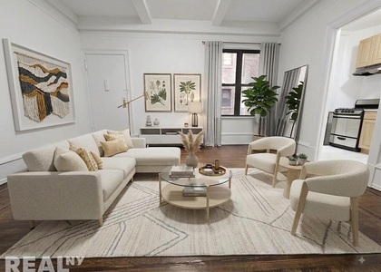W 55th St - Photo 1