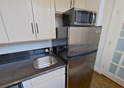 East 13th Street - Photo 1