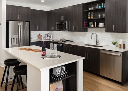200 Nerem Street Nw - Photo 1