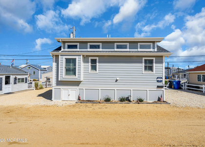 24 E Penguin Way - Photo 1