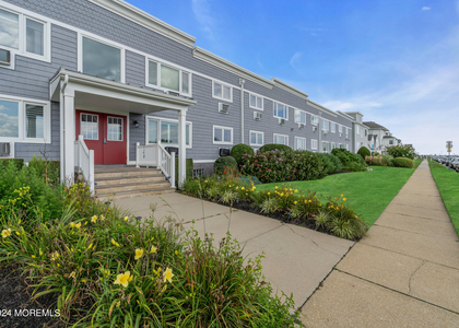 210 5th Avenue - Photo 1