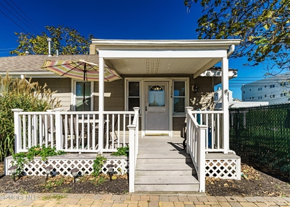 110 11th Avenue - Photo 1