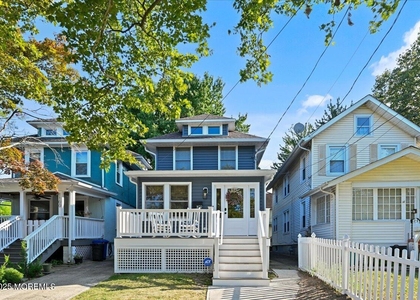 1102 2nd Avenue - Photo 1
