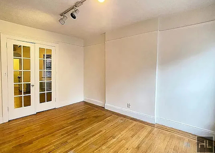 East 84 Street - Photo 1