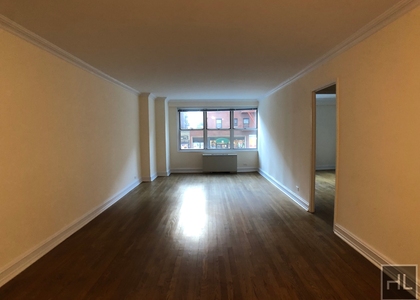 Eighth Avenue - Photo 1