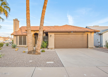 16407 S 44th Street - Photo 1