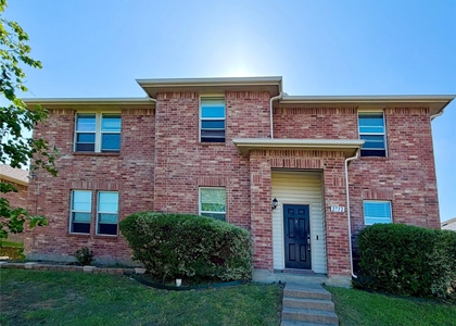 2732 Ingram Circle - Photo 1
