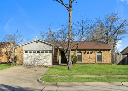 1206 California Trail - Photo 1