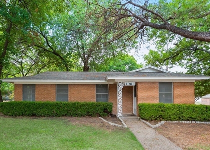 1001 S Carlton Street - Photo 1