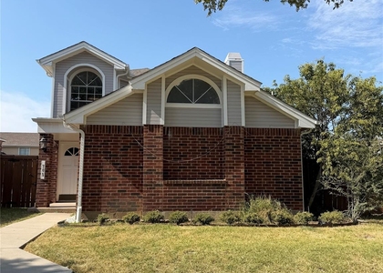 705 Cimarron Trail - Photo 1