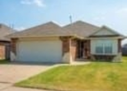 10716 Sw 32nd Street - Photo 1