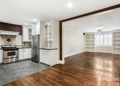 924 Monticello Terrace Terrace - Photo 1