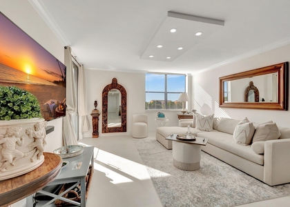 600 Egret Circle - Photo 1