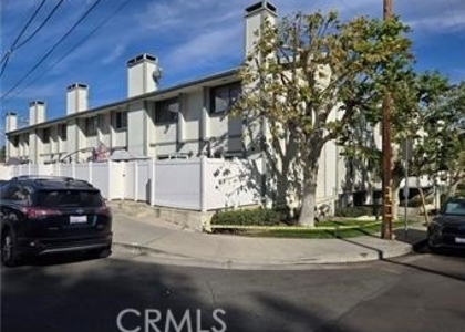 22865 Del Valle - Photo 1
