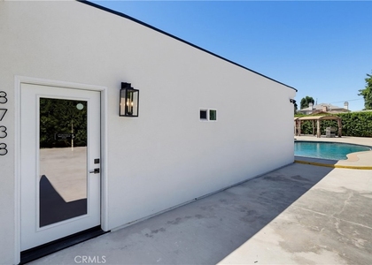 8738 Paso Robles - Photo 1